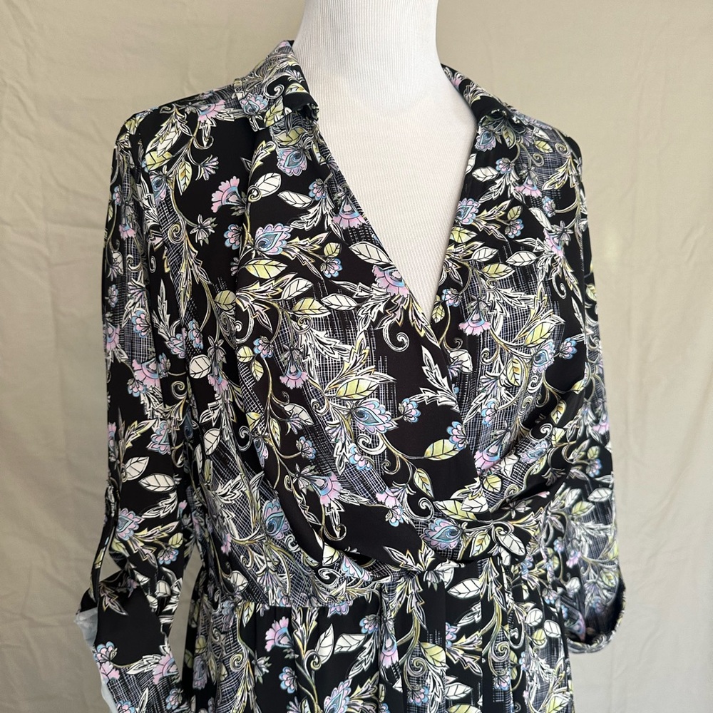 Torrid Black Floral Midi Dress fit & flare wrap size 1X white chartreuse v-neck - Picture 3 of 16